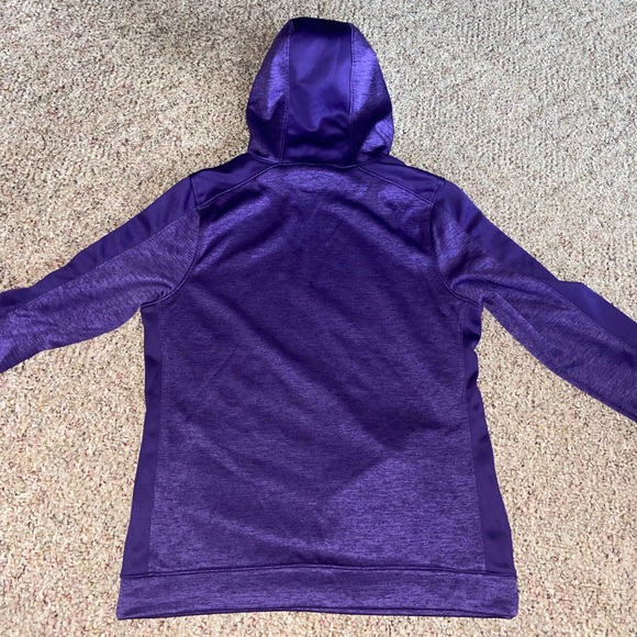 Sweatshirt - Picture 5 of 5